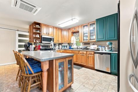 274 W Waldron Lake Drive Wawaka IN 46794