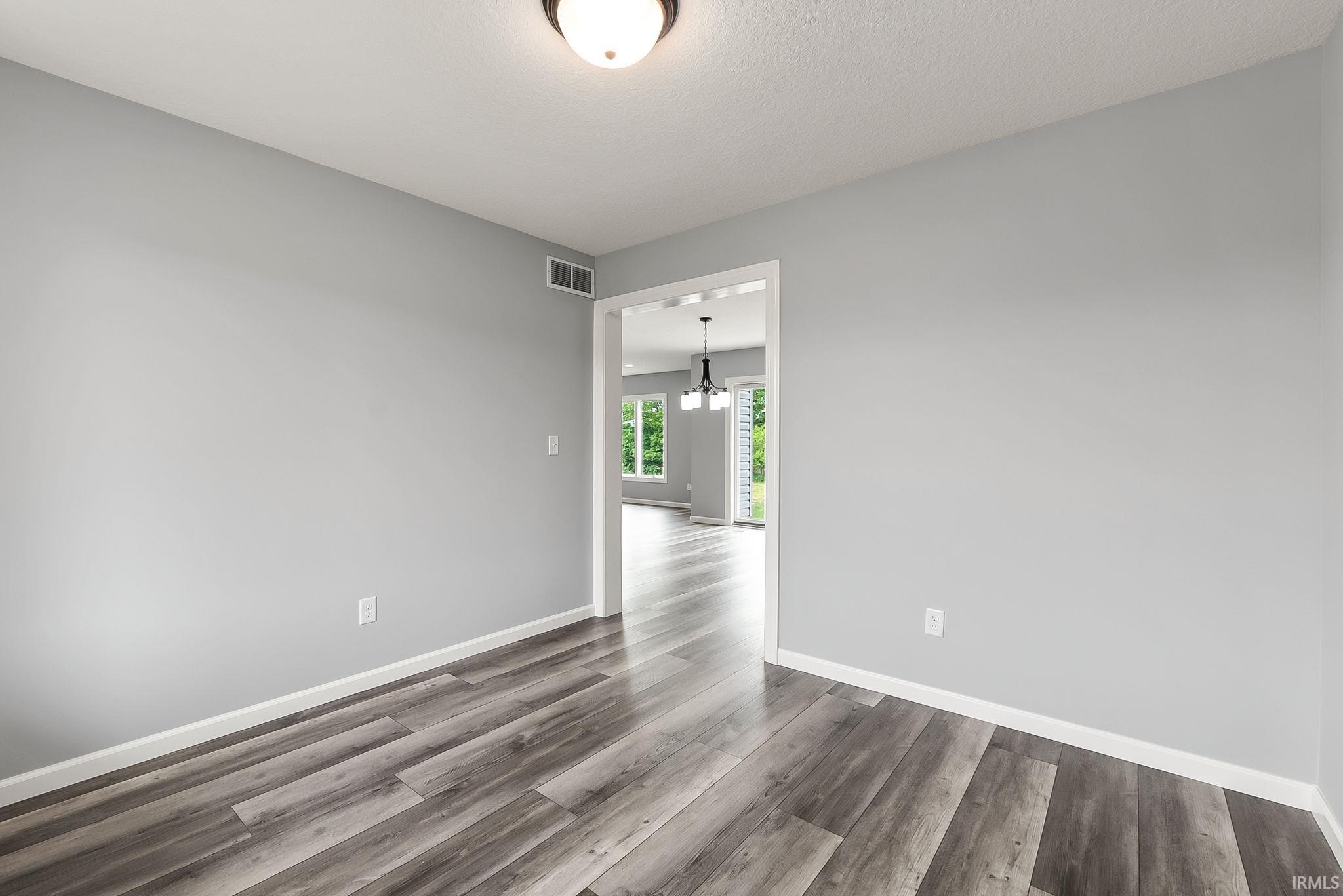 110 Longrifle Road Warsaw IN 46580