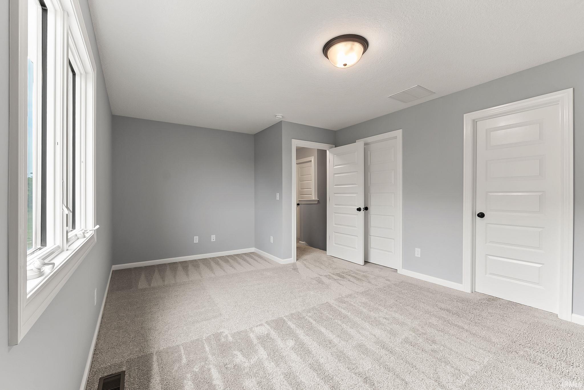 110 Longrifle Road Warsaw IN 46580