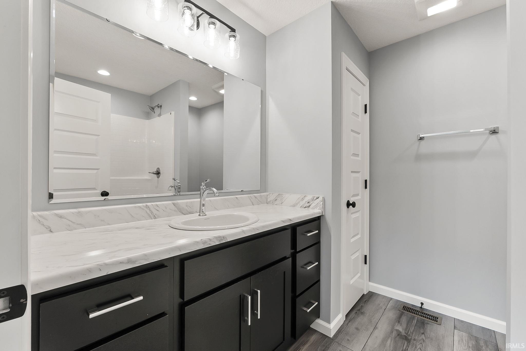 110 Longrifle Road Warsaw IN 46580