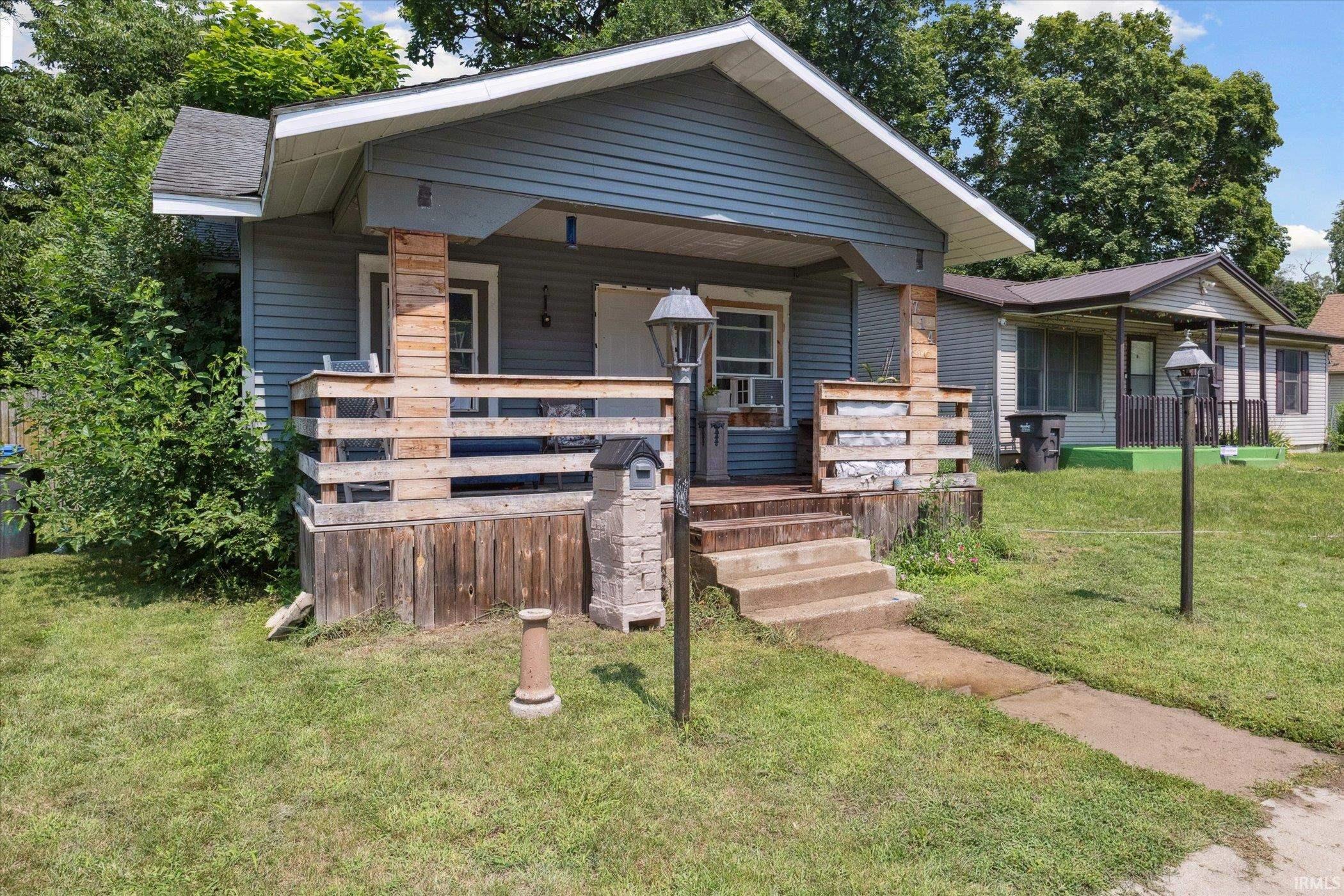 714 W Blaine Avenue Elkhart IN 46516
