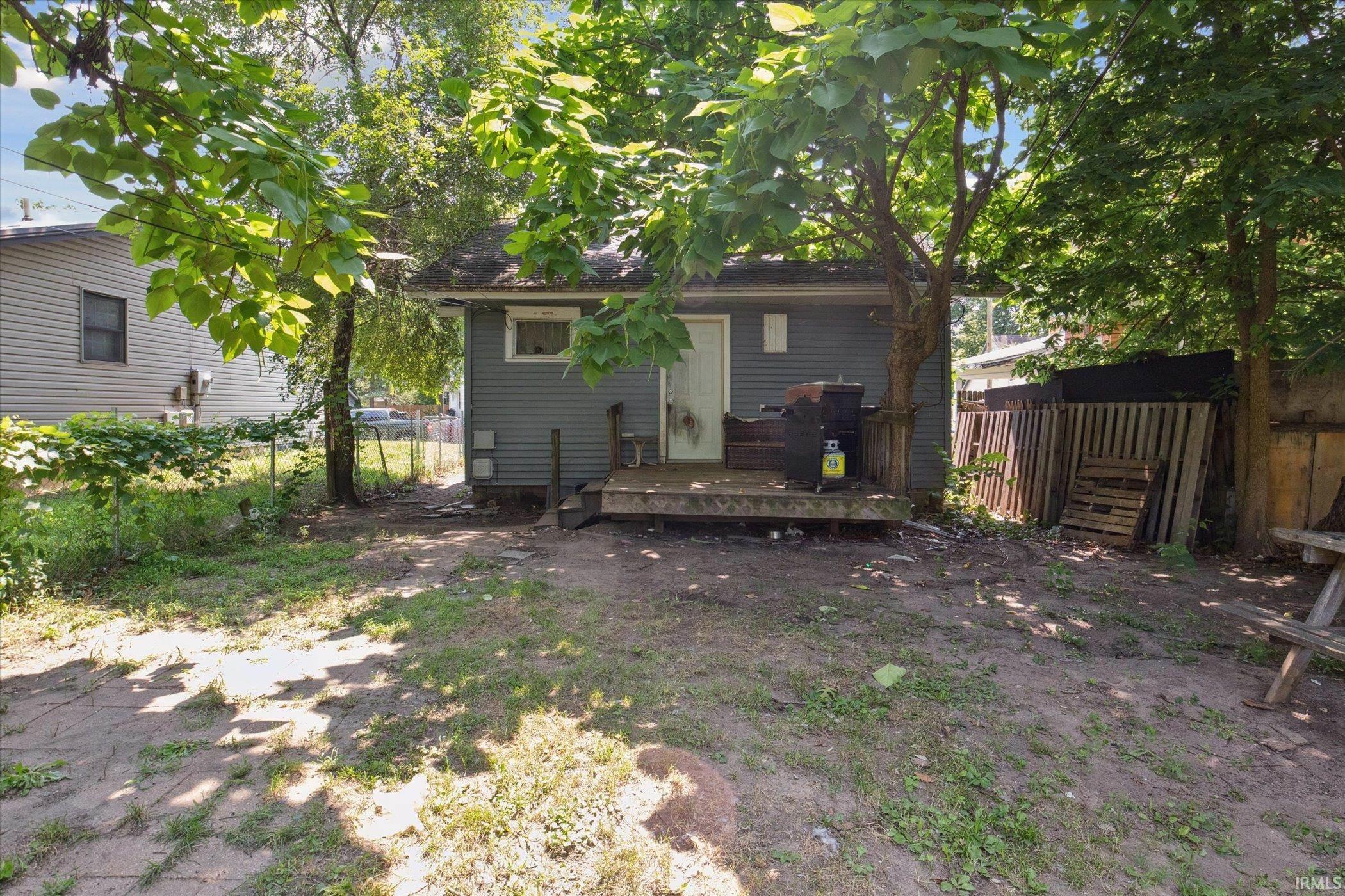 714 W Blaine Avenue Elkhart IN 46516