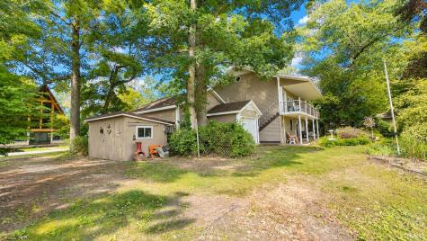 11080 E Iroquois Road Walkerton IN 46574