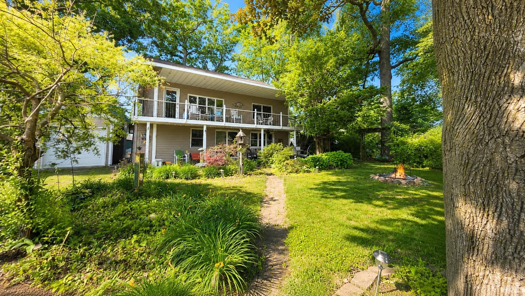 11080 E Iroquois Road Walkerton IN 46574