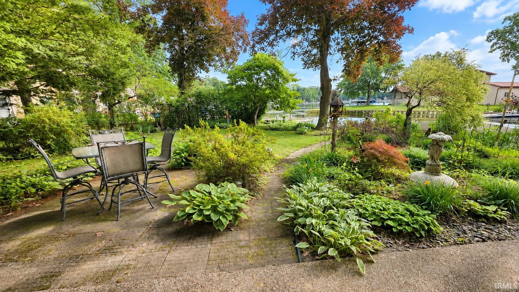 11080 E Iroquois Road Walkerton IN 46574