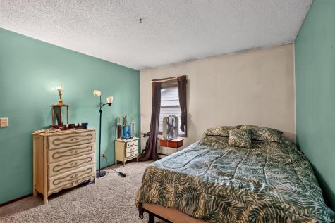 304 S Wayne Street Flora IN 46929
