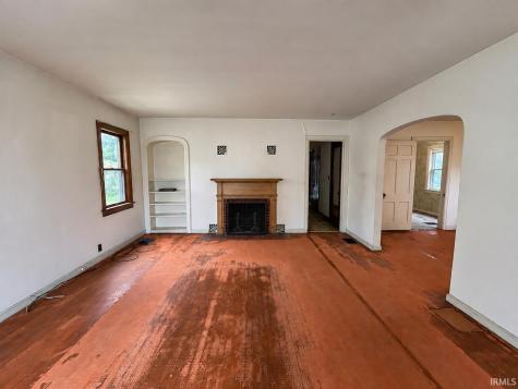 712 W Riverside Avenue Muncie IN 47303