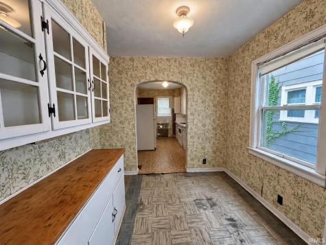 712 W Riverside Avenue Muncie IN 47303