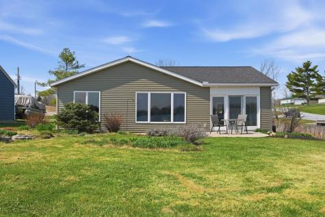 4665 S 895 E Wolcottville IN 46795