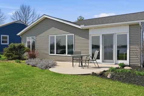 4665 S 895 E Wolcottville IN 46795