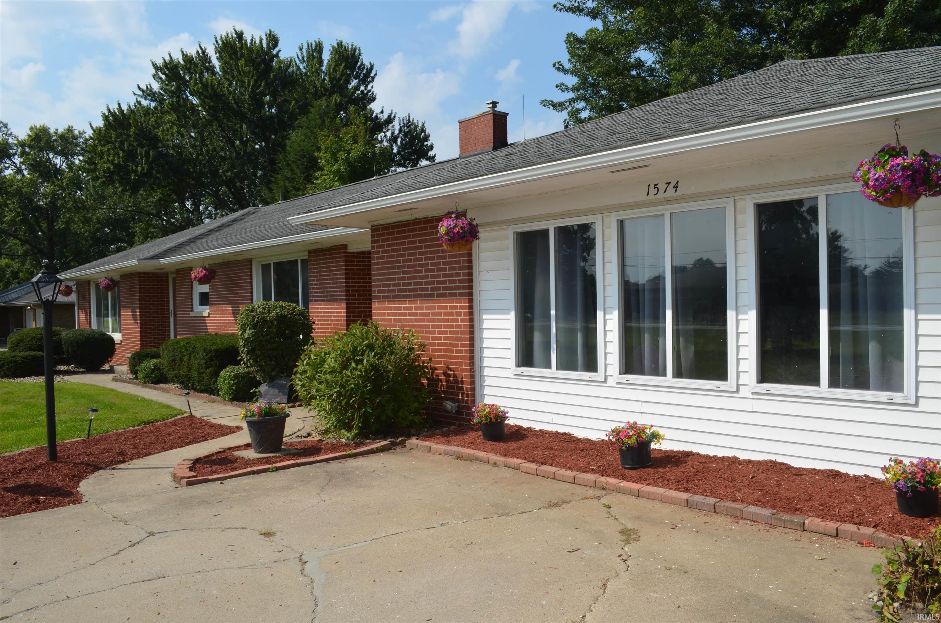 1574 N Main Street Nappanee IN 46567