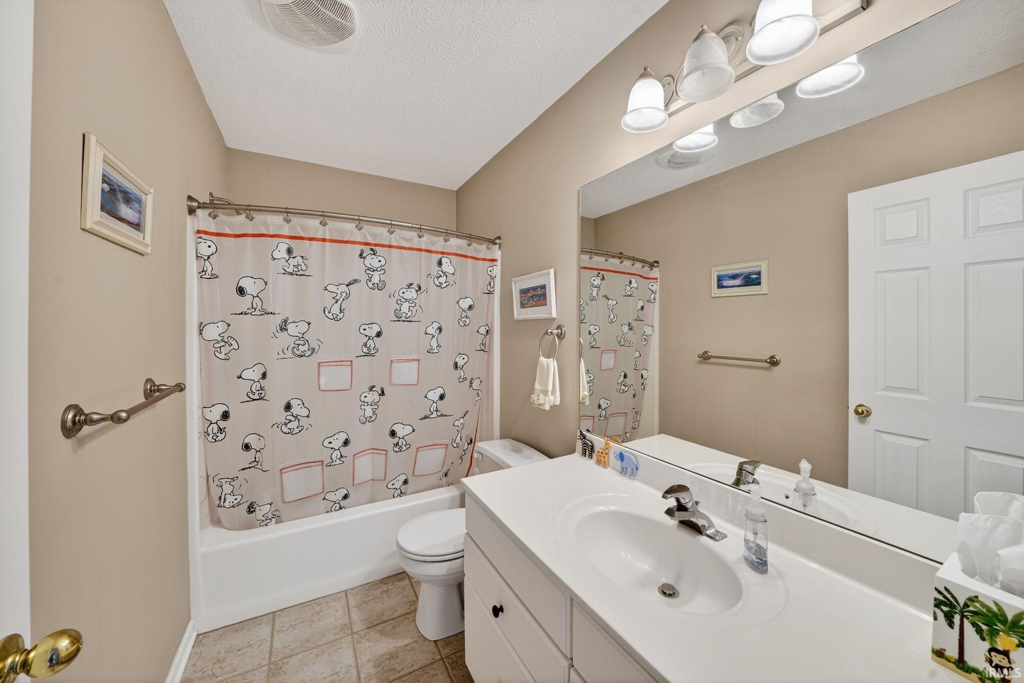 51263 Leeward Point Granger IN 46530