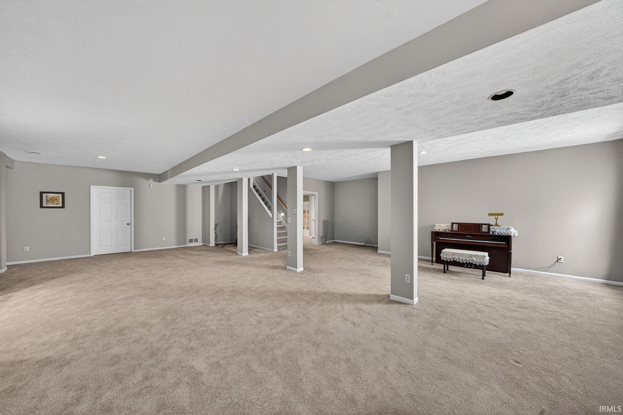 51263 Leeward Point Granger IN 46530