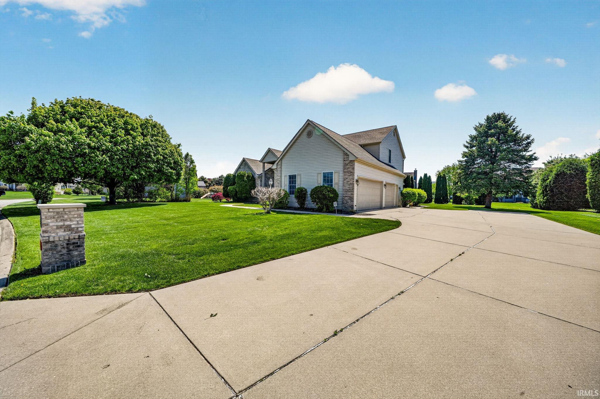 51263 Leeward Point Granger IN 46530