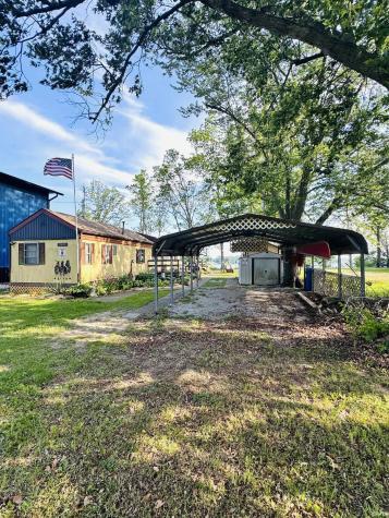11494 W Paradise Road Monticello IN 47960