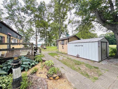 11494 W Paradise Road Monticello IN 47960