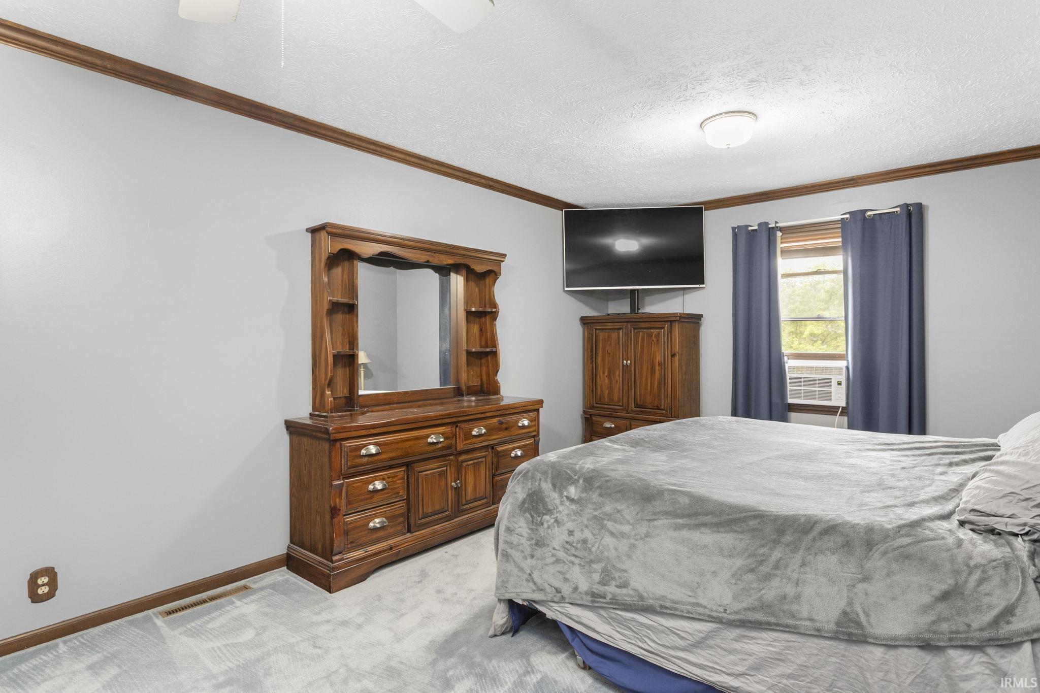 2926 Brooktree Court Elkhart IN 46514