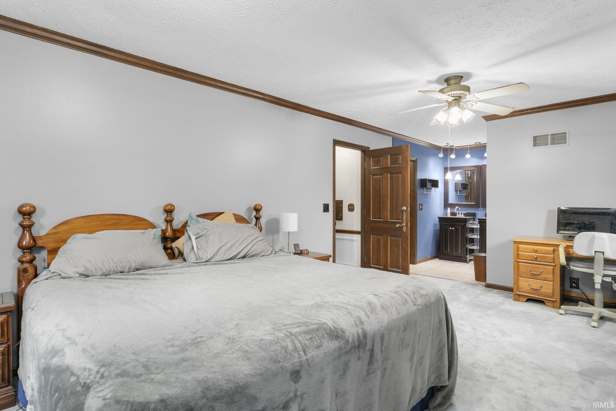 2926 Brooktree Court Elkhart IN 46514