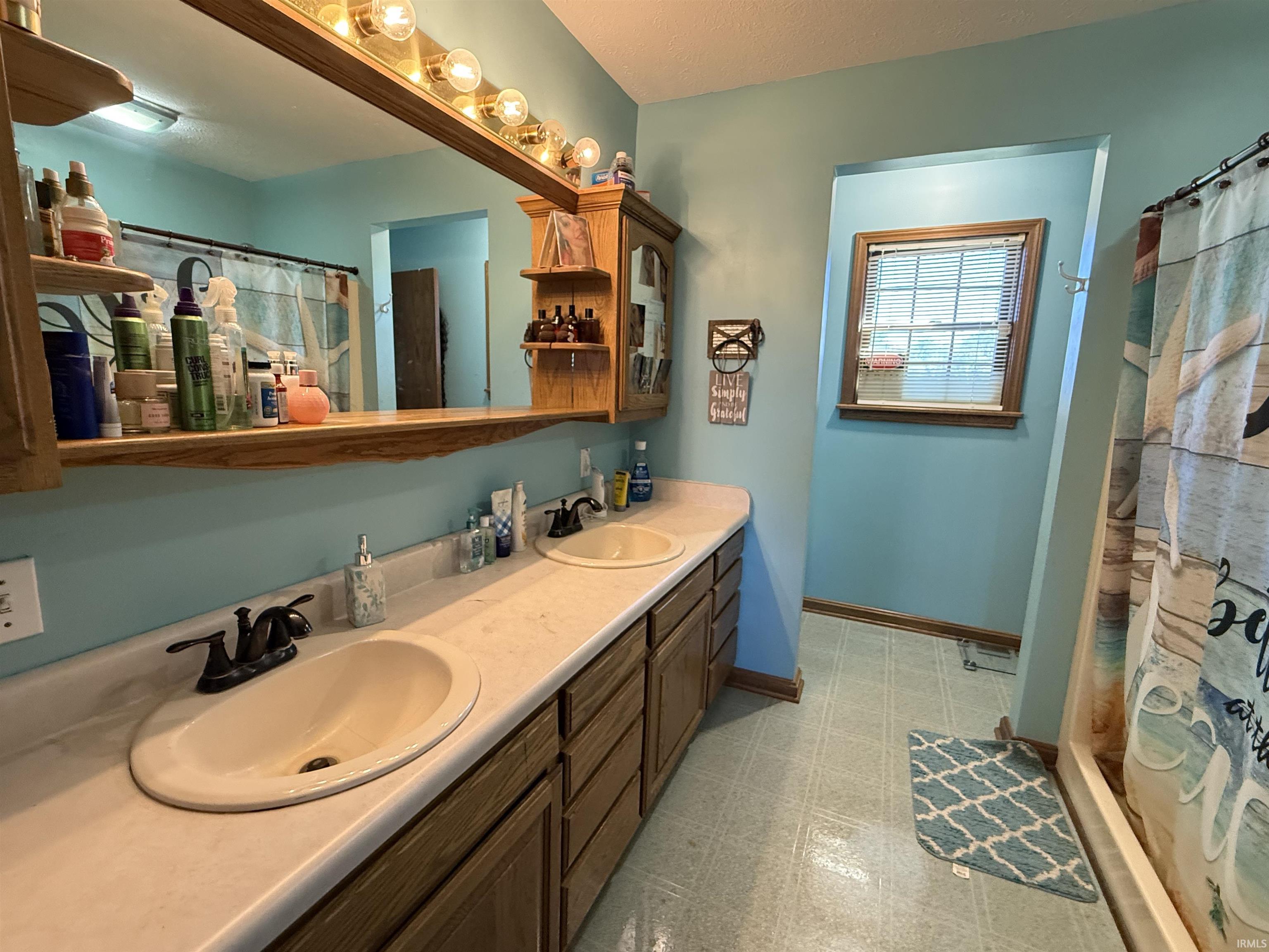 1400 N 200 E Lagrange IN 46761