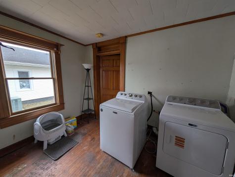 620 W 3rd Street Bicknell IN 47512