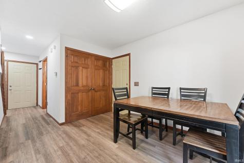11033 Johnson Road Fort Wayne IN 46818