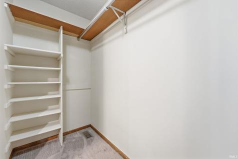 11033 Johnson Road Fort Wayne IN 46818