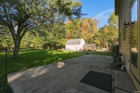11033 Johnson Road Fort Wayne IN 46818