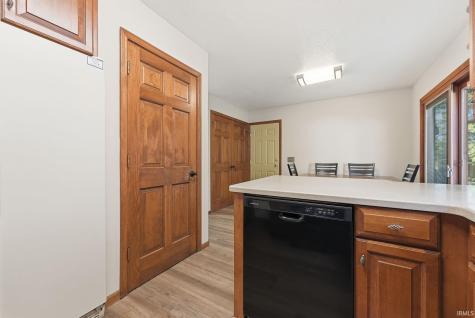 11033 Johnson Road Fort Wayne IN 46818