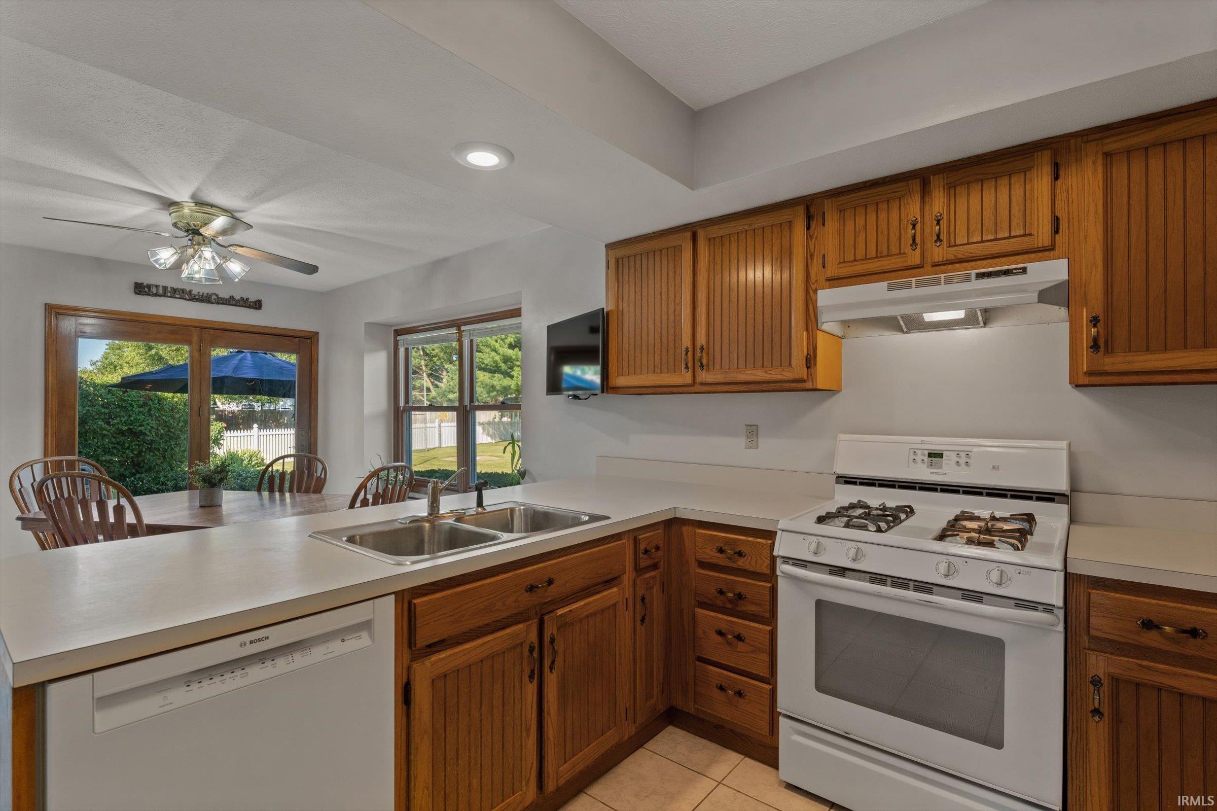 10538 E Brookston Drive Osceola IN 46561
