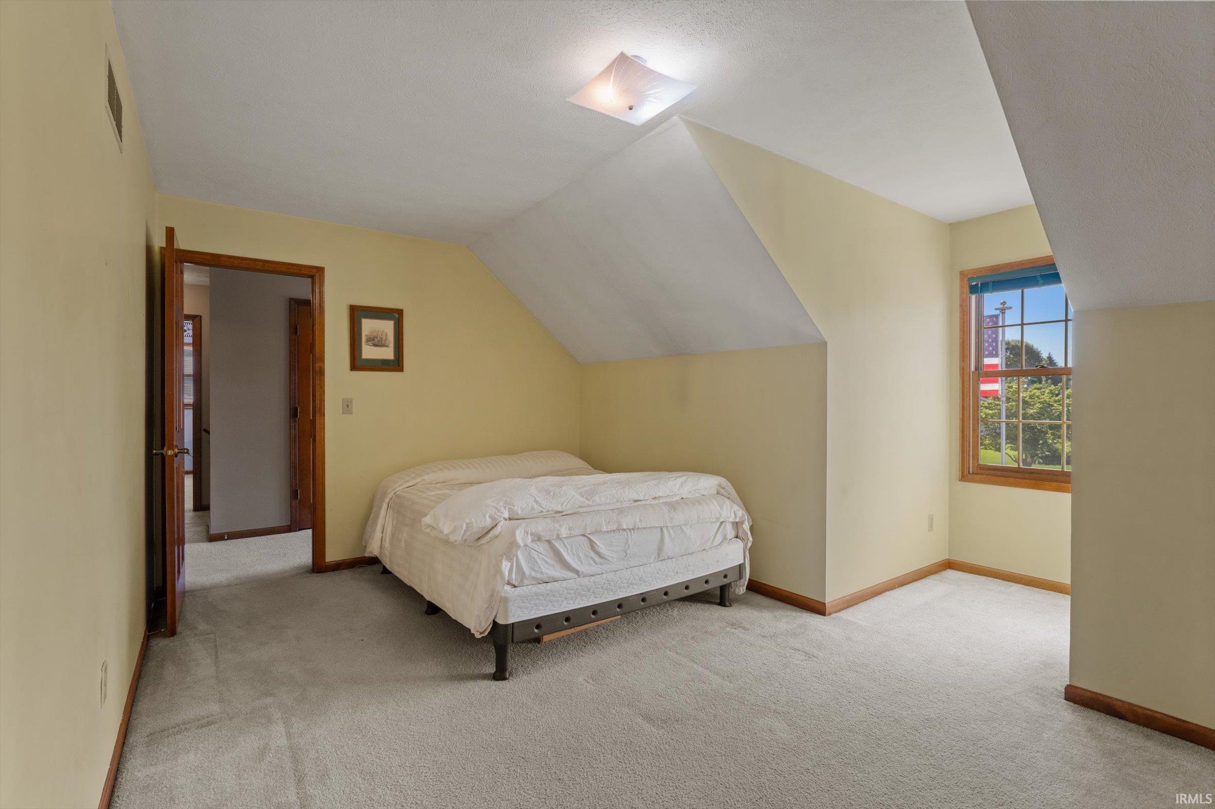 10538 E Brookston Drive Osceola IN 46561