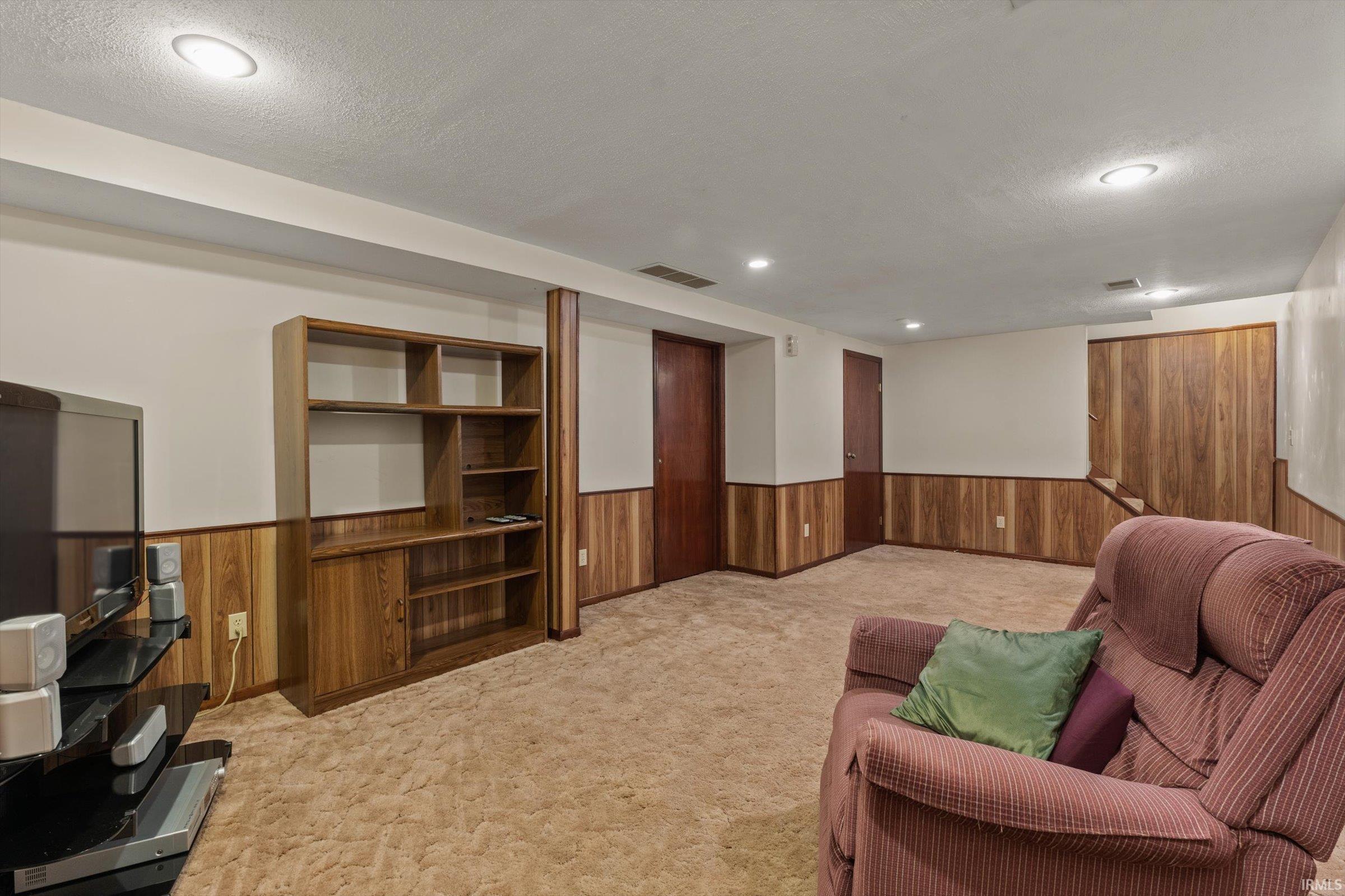 10538 E Brookston Drive Osceola IN 46561