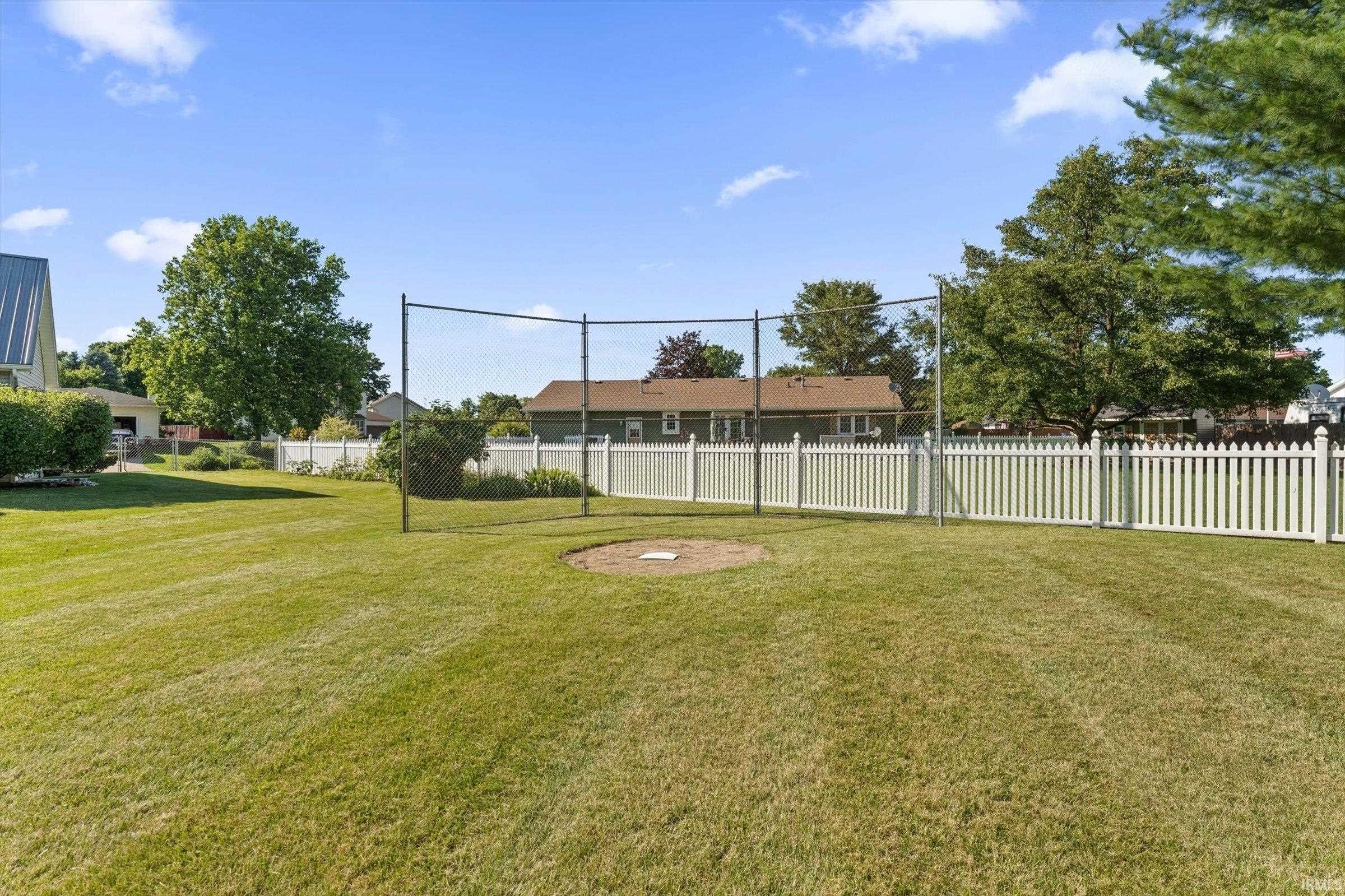 10538 E Brookston Drive Osceola IN 46561