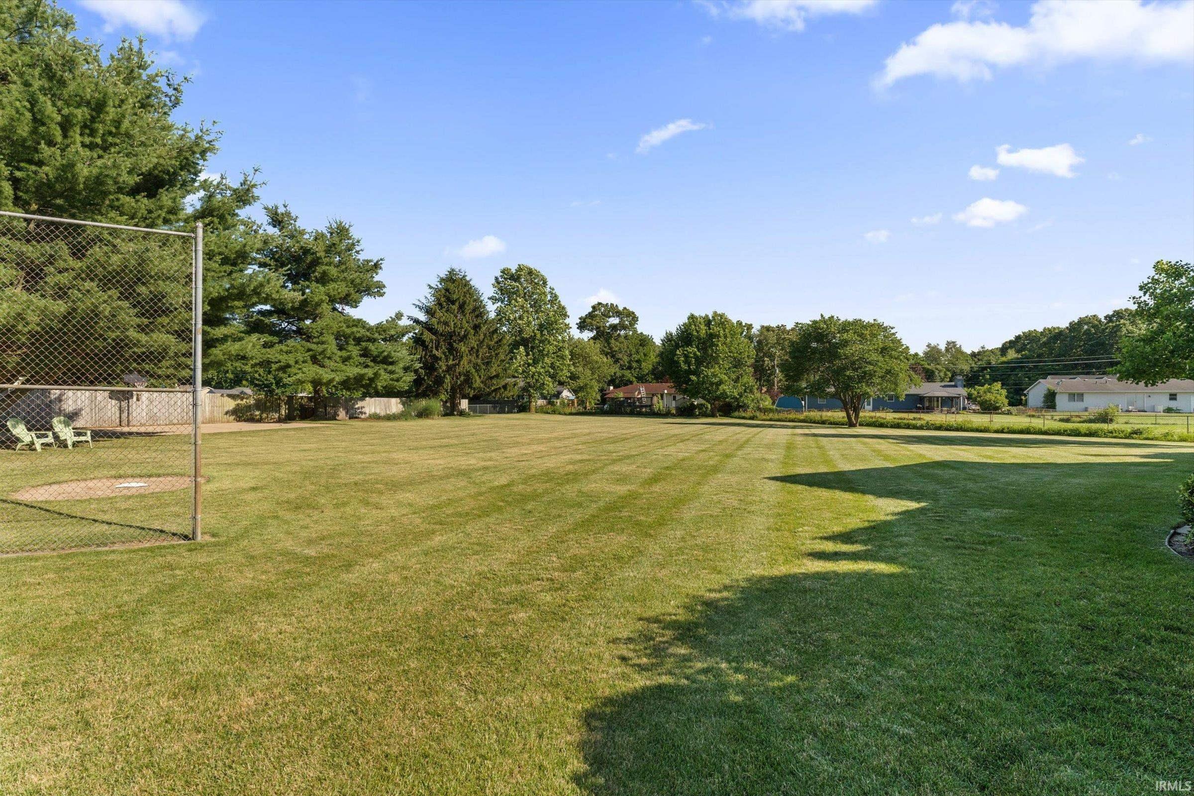 10538 E Brookston Drive Osceola IN 46561