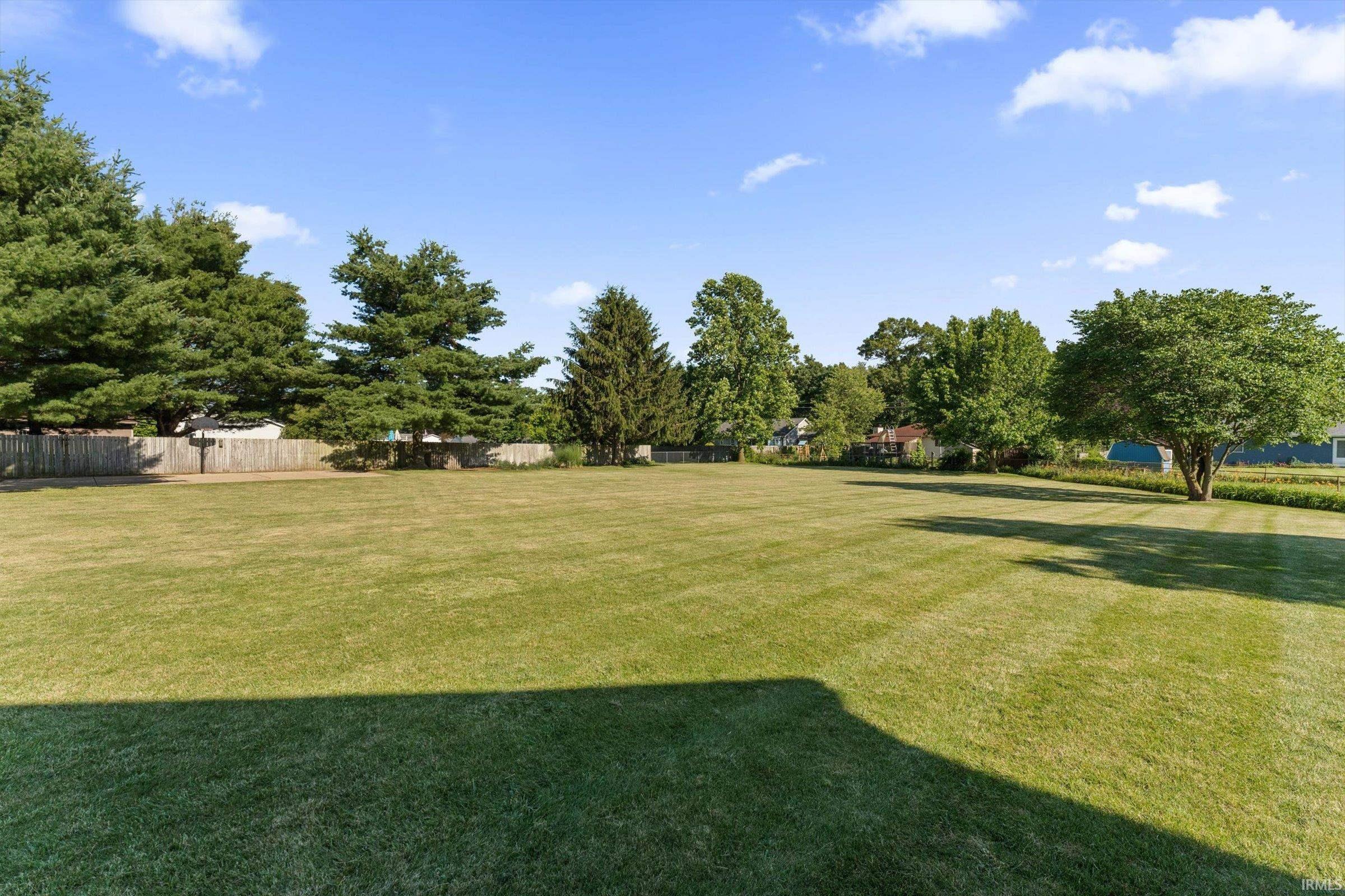 10538 E Brookston Drive Osceola IN 46561