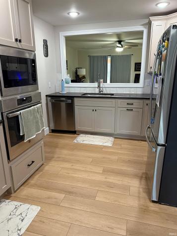 18 Lynwood Drive Washington IN 47501