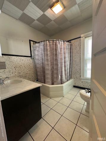 427 Q Street Bedford IN 47421