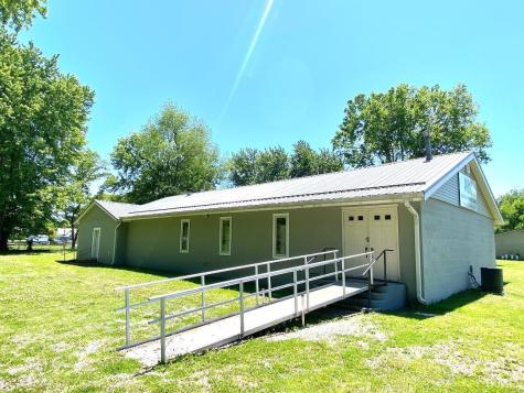 111 Cherry Street Worthington IN 47471
