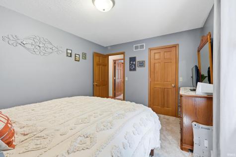 255 Lane 201 Lake Minifenokee Lane Fremont IN 46737