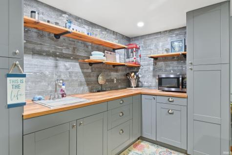 255 Lane 201 Lake Minifenokee Lane Fremont IN 46737