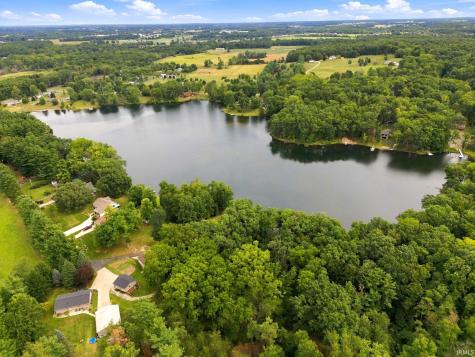 255 Lane 201 Lake Minifenokee Lane Fremont IN 46737