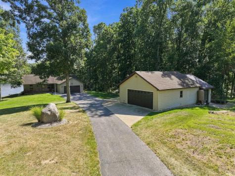 255 Lane 201 Lake Minifenokee Lane Fremont IN 46737