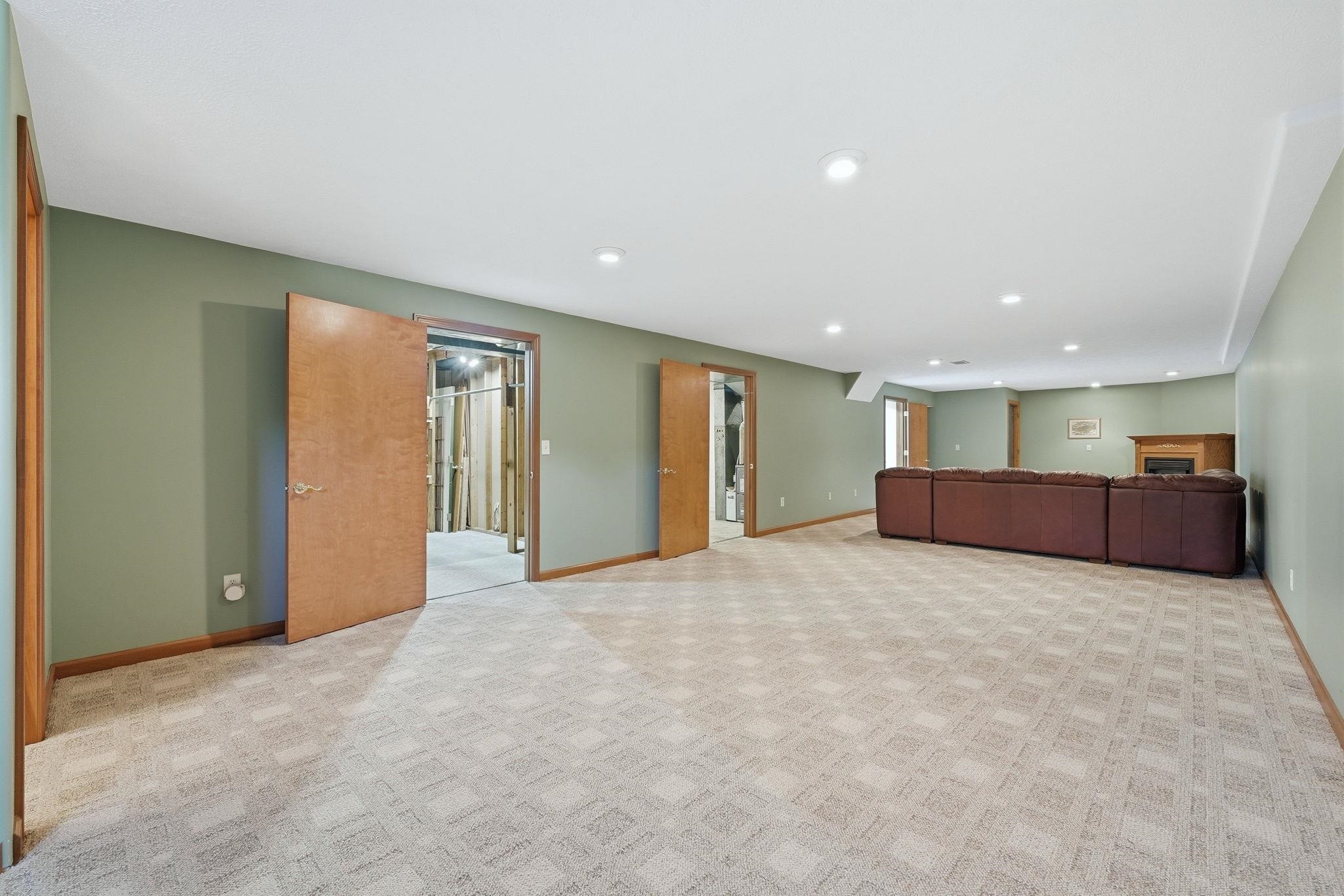 331 Lincoln Park Warsaw IN 46582