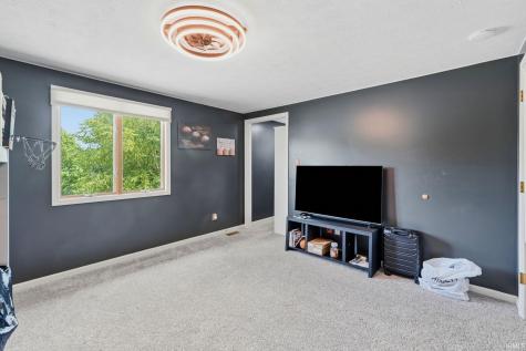 534 Crestlane Drive Warsaw IN 46580