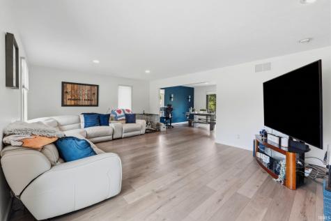 534 Crestlane Drive Warsaw IN 46580