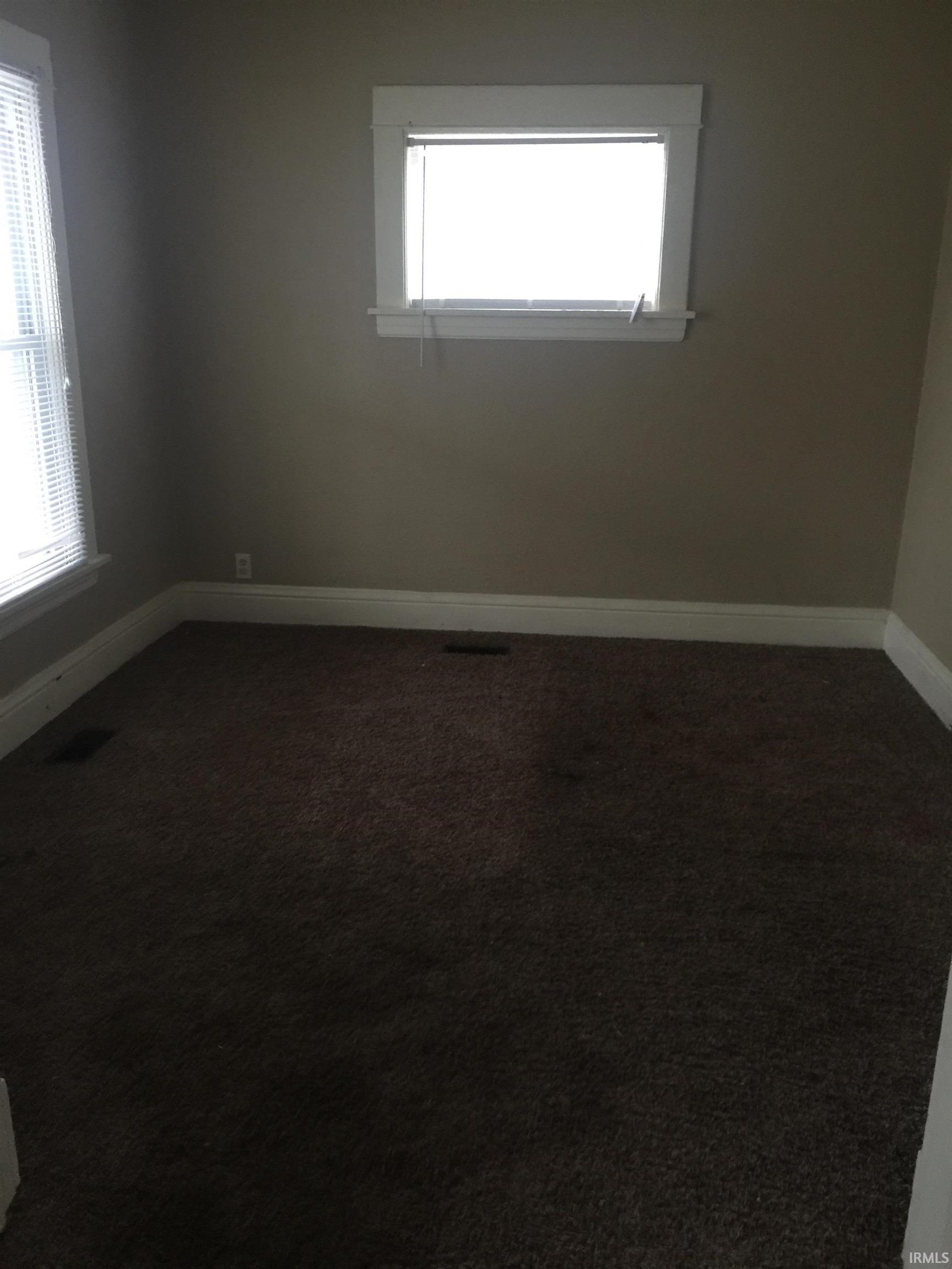 1149 E Indiana Avenue South Bend IN 46613