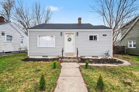 2105 S Taylor Street South Bend IN 46613