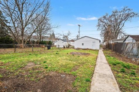 2105 S Taylor Street South Bend IN 46613