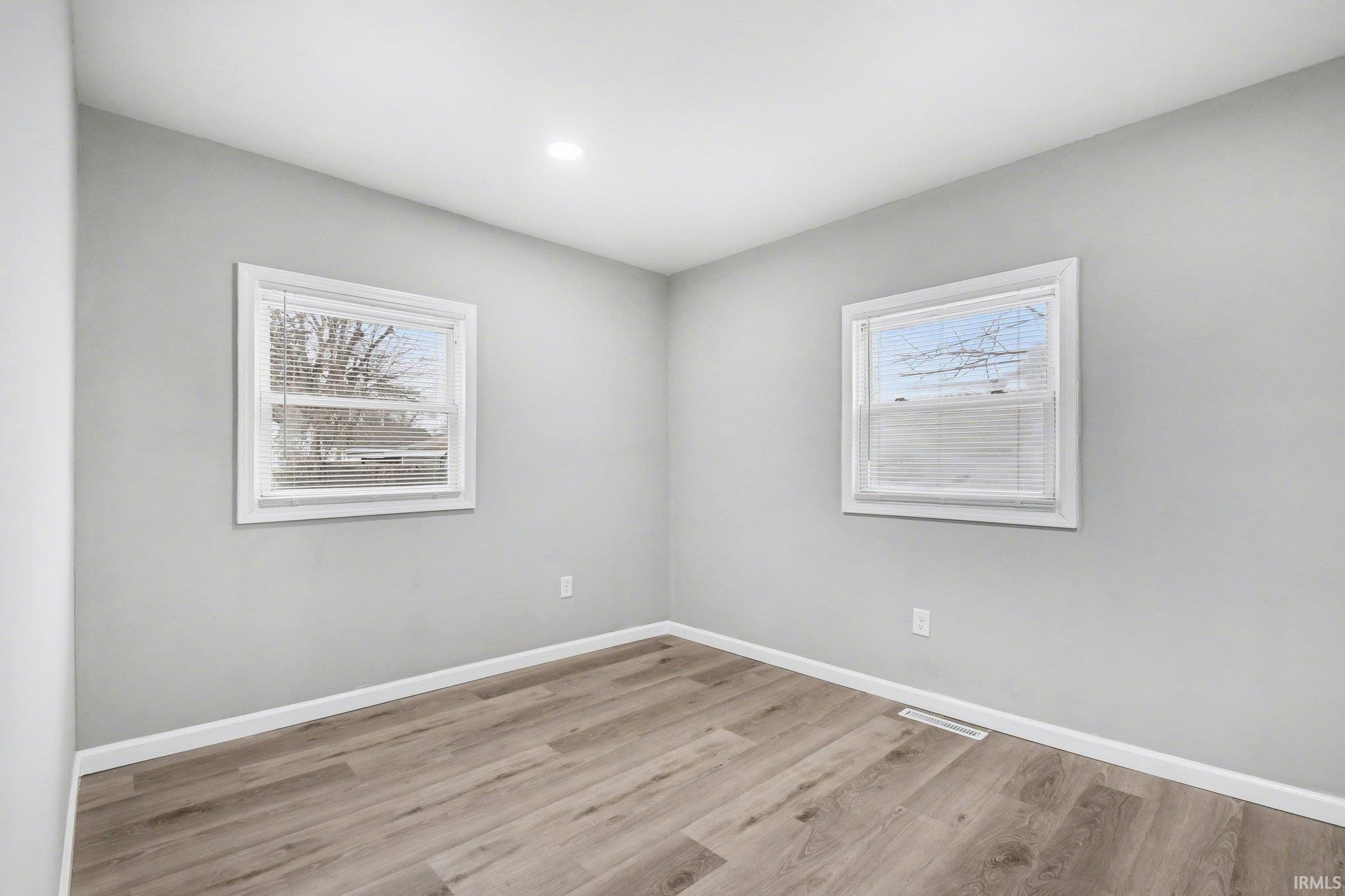 2105 S Taylor Street South Bend IN 46613