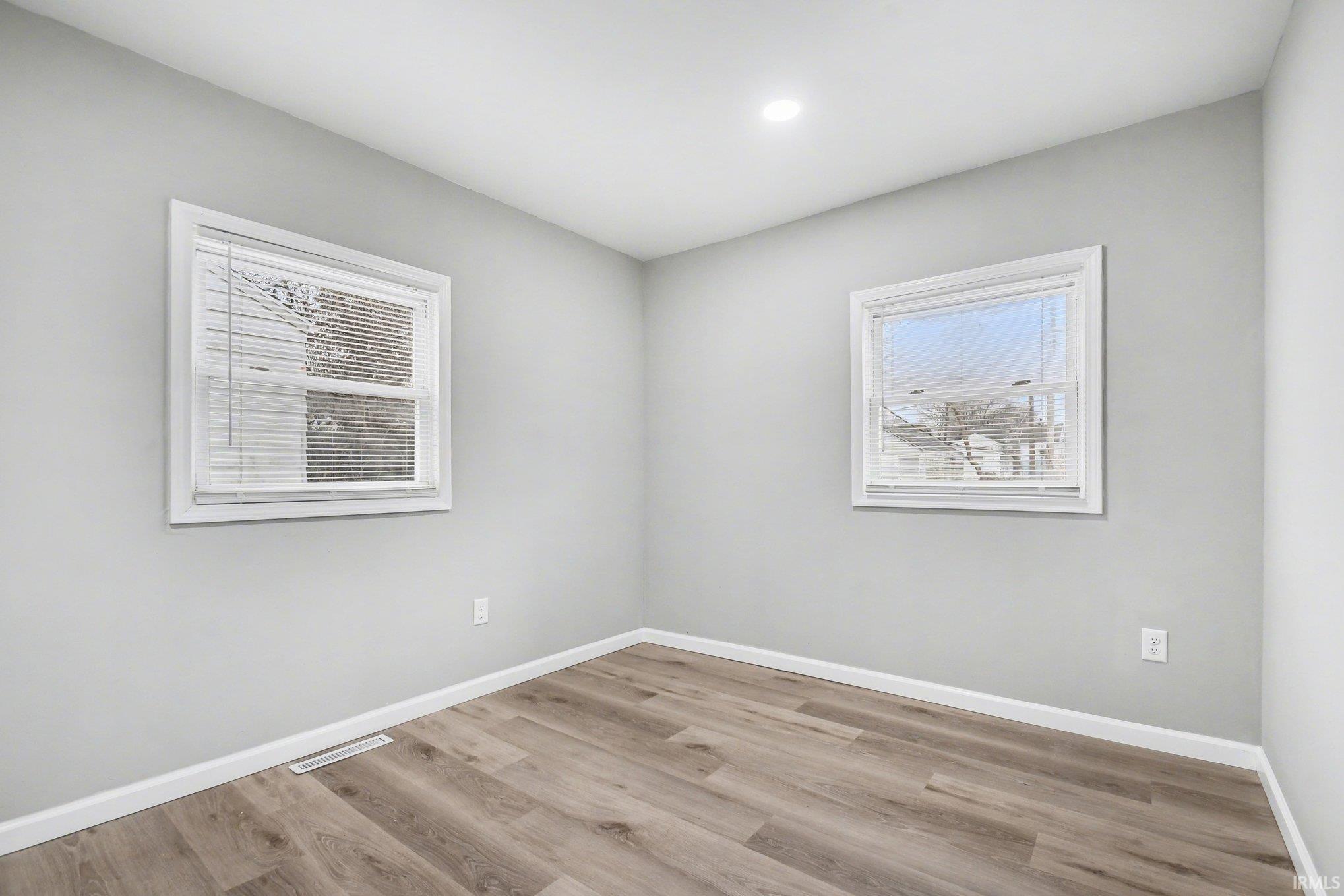 2105 S Taylor Street South Bend IN 46613