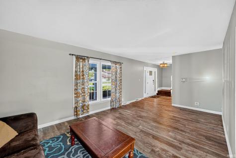 1352 Roelke Drive South Bend IN 46614